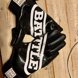 Battle youth football gloves